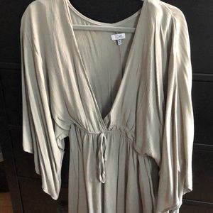 TOBI LONG-SLEEVE OLIVE GREEN DRESS